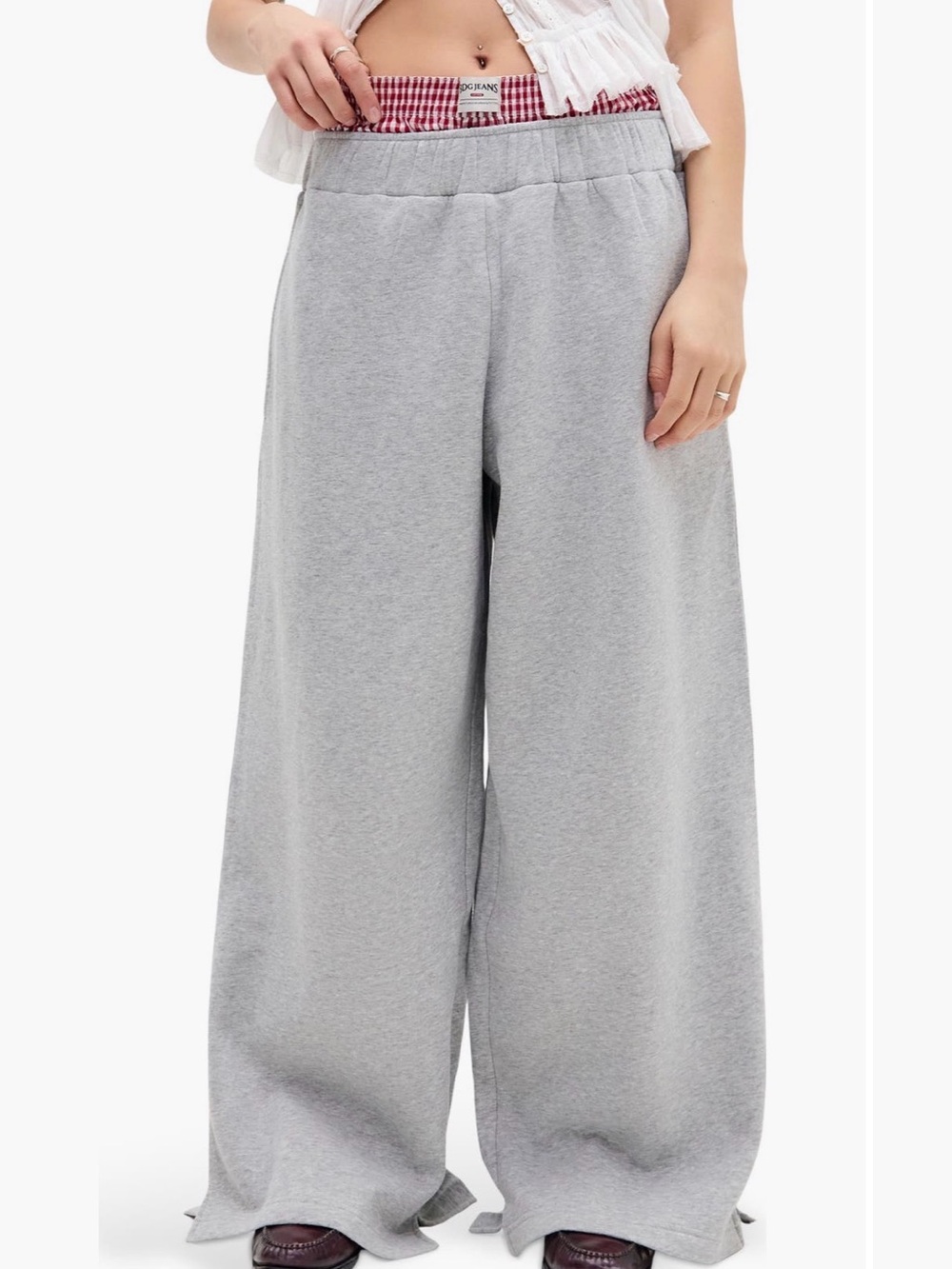 Urban Outfitters Wide-Leg Sweatpants in Light Gray